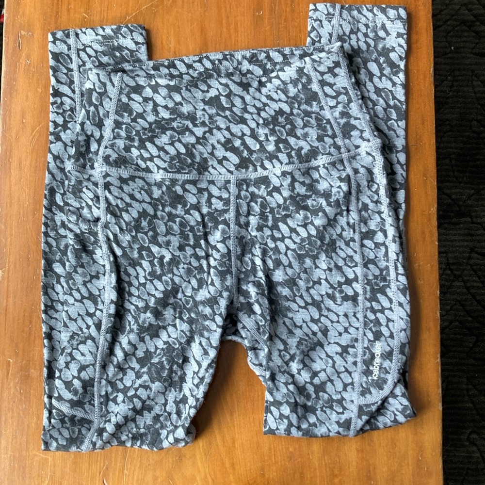 Mint condition ICEBREAKER FastRay tights, XS
